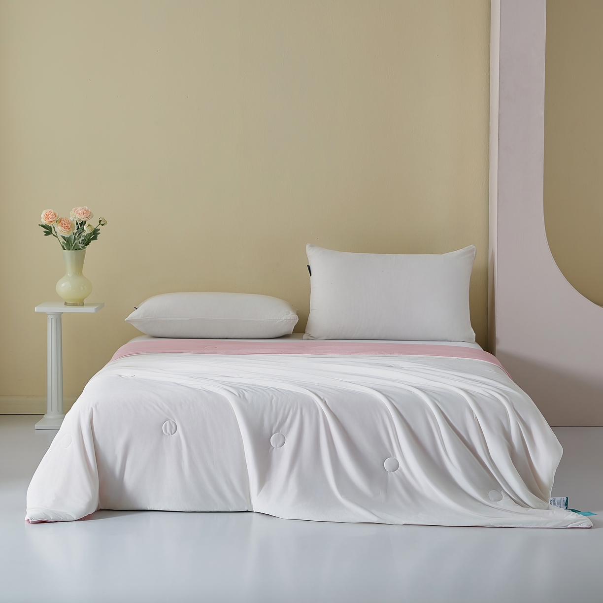 91家纺网 家纺一手货源 找家纺 梦恬佳 2025新款A类凉感丝夏凉被 樱桃粉