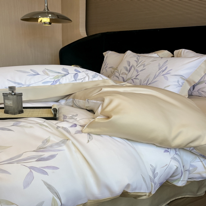 91家纺网 家纺一手货源 找家纺 2025春夏新款简奢款嵌绳莱赛尔数码印花四件套单夏被床笠床单款 春晓雨梦