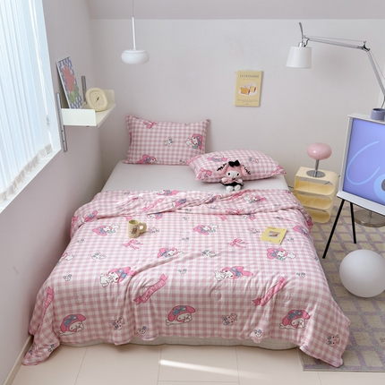 91家纺网 家纺一手货源 找家纺 木堇家居 2025三丽鸥针织棉麻绳大豆夏被 粉格美乐蒂