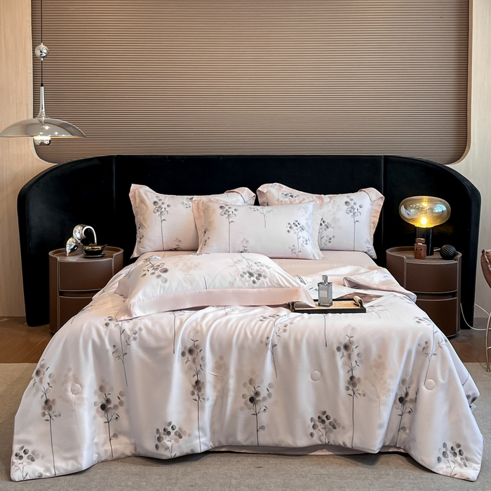 91家纺网 家纺一手货源 找家纺 2025春夏新款简奢款嵌绳莱赛尔数码印花夏被四件套单夏被床笠床单款 浮光落影