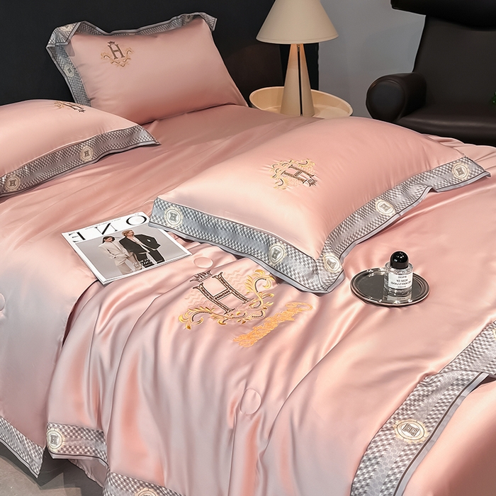 91家纺网 家纺一手货源 找家纺 露梦家纺2025新款A类水洗真丝夏被-格调 格调-豆沙