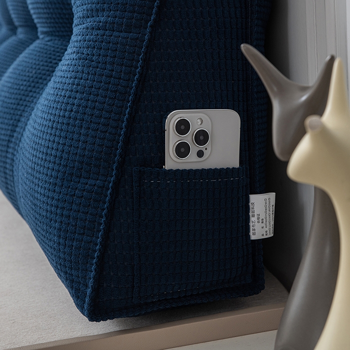 91家纺网 家纺一手货源 找家纺 美达人 2025新款玉米绒三角靠垫 柏林蓝-玉米绒