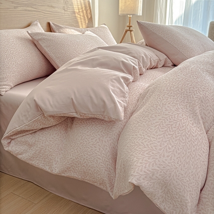 91家纺网 家纺一手货源 找家纺 （总）莱茵家居 2025春夏新款A类三层纱色织提花全棉四件套