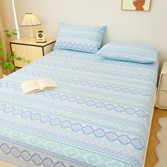 91家纺网 家纺一手货源 找家纺 首爱家纺 2025新款锦柔老粗布印花床笠 蓝色恋格