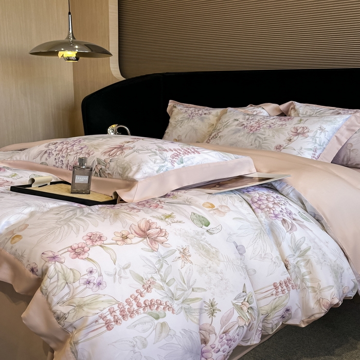 91家纺网 家纺一手货源 找家纺 2025春夏新款简奢款嵌绳莱赛尔数码印花四件套单夏被床笠床单款 繁华枝恋 