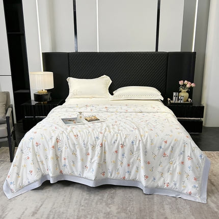 91家纺网 家纺一手货源 找家纺 （总）薇玛仕2025 茶小纤60S长绒棉印花镂空款蚕丝夏凉被空调被