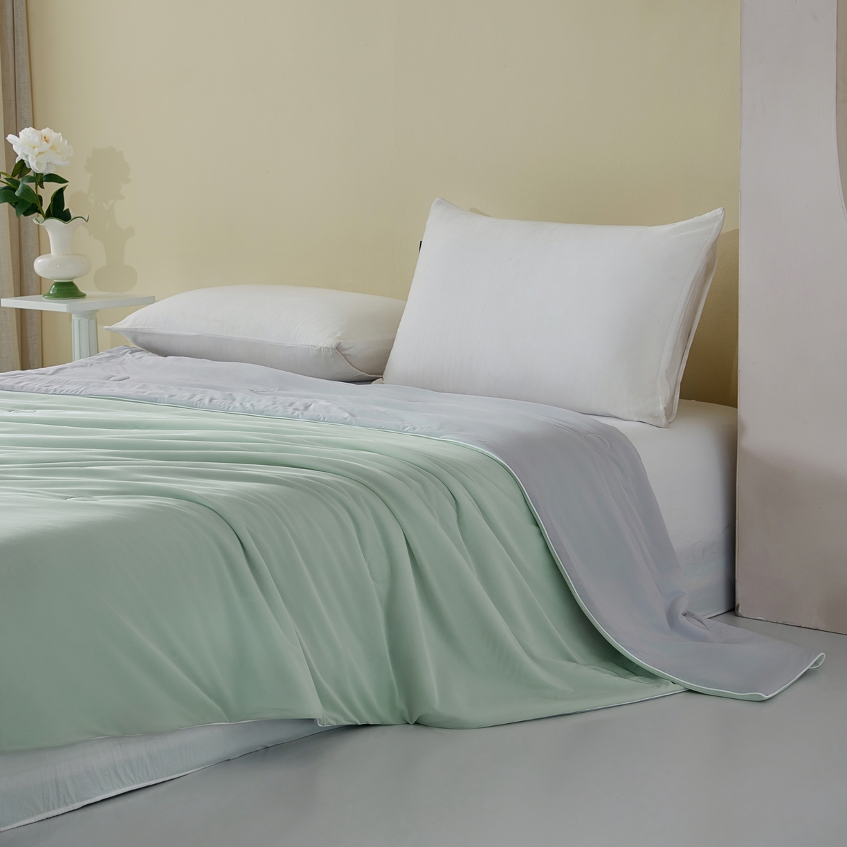 91家纺网 家纺一手货源 找家纺 梦恬佳 2025新款A类凉感丝夏凉被 水绿色