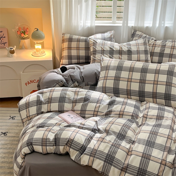 91家纺网 家纺一手货源 找家纺 盛秋家纺 2025新款亲肤格子水洗棉条纹格子四件套【简约风】瑞克+中灰