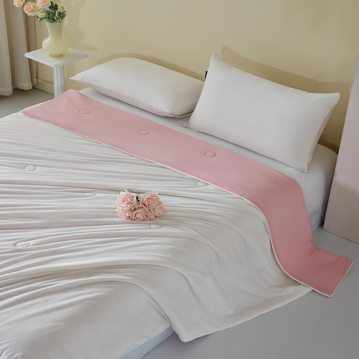 91家纺网 家纺一手货源 找家纺 梦恬佳 2025新款A类凉感丝夏凉被 樱桃粉