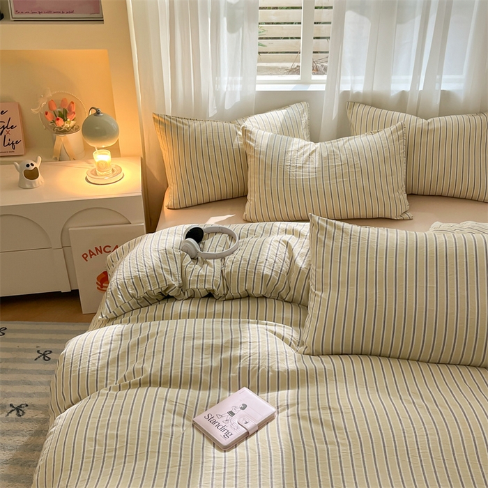 91家纺网 家纺一手货源 找家纺 盛秋家纺 2025新款亲肤格子水洗棉条纹格子四件套【简约风】泡芙黄+奶茶