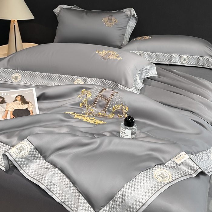 91家纺网 家纺一手货源 找家纺 露梦家纺2025新款A类水洗真丝夏被-格调 格调-高级灰