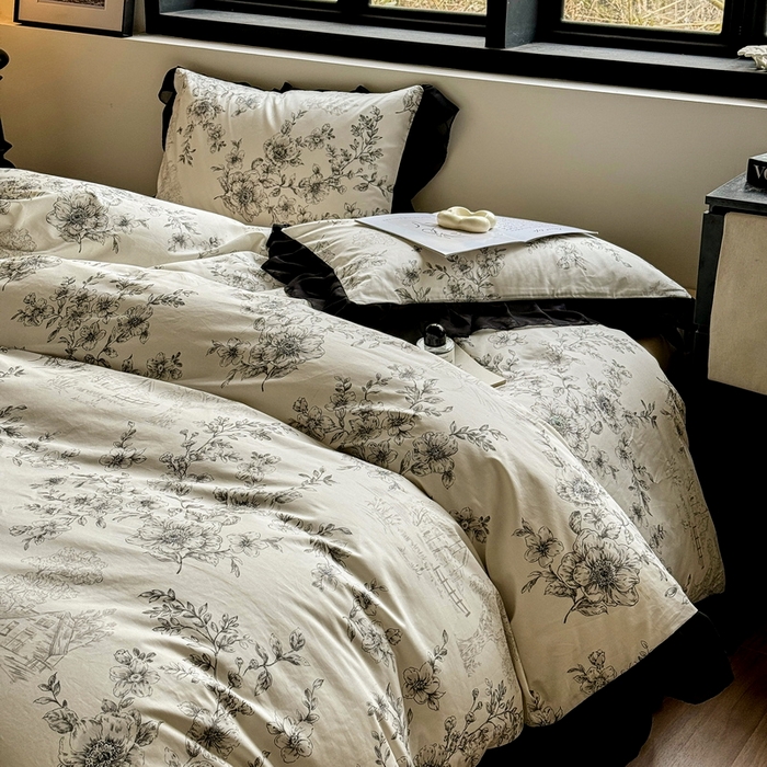 91家纺网 家纺一手货源 找家纺 宅家居 2025新款爆款轻法式赫本风复古印花13372纯棉四件套韩式黑色花边40支全棉三件套 米娅