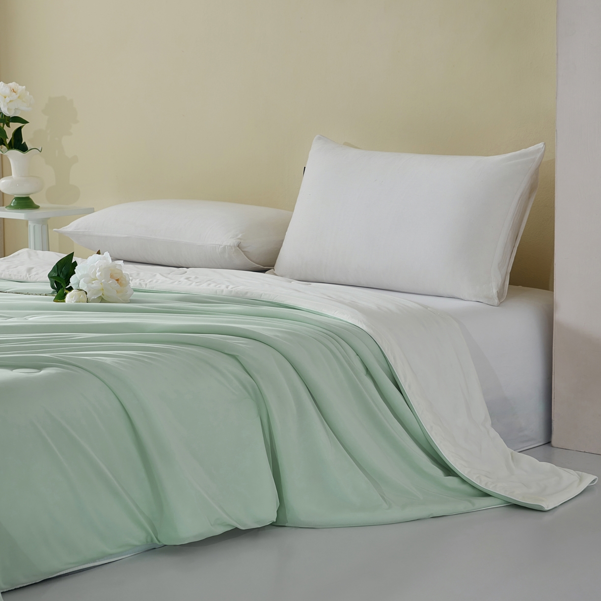 91家纺网 家纺一手货源 找家纺 梦恬佳 2025新款A类凉感丝夏凉被 奶油杏