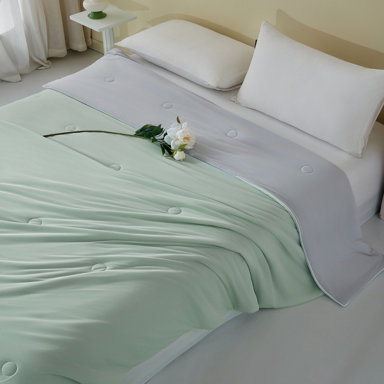 91家纺网 家纺一手货源 找家纺 梦恬佳 2025新款A类凉感丝夏凉被 水绿色