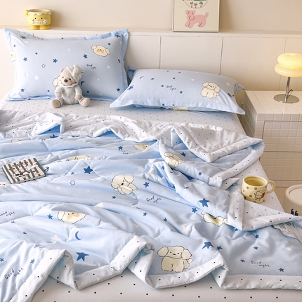 91家纺网 家纺一手货源 找家纺 宝薇 2025新款超柔云朵棉糯糯棉云感水洗棉夏被四件套 晚安宝贝