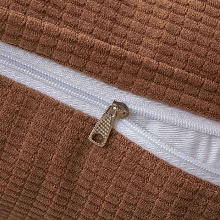 91家纺网 家纺一手货源 找家纺 美达人 2025新款玉米绒三角靠垫 焦糖棕-玉米绒