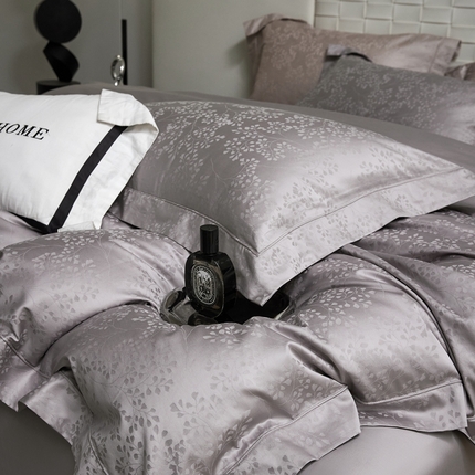 91家纺网 家纺一手货源 找家纺 （总）淳绵家居 2025新款50*50S长绒棉贡缎提花手工立体埋绳工艺四件套（礼盒包装）