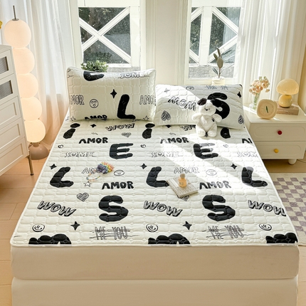 鸣升家纺 2025新款全棉印花床垫 字母韵动