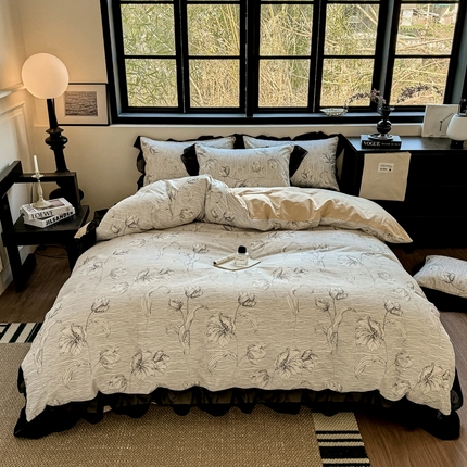 宅家居 2025新款爆款轻法式赫本风复古印花13372纯棉四件套韩式黑色花边40支全棉三件套 夏荷