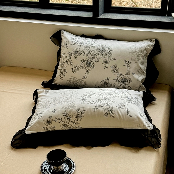 91家纺网 家纺一手货源 找家纺 宅家居 2025新款爆款轻法式赫本风复古印花13372纯棉四件套韩式黑色花边40支全棉三件套 米娅