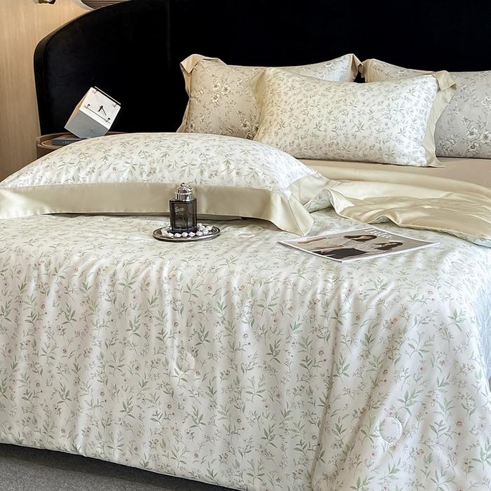 91家纺网 家纺一手货源 找家纺 2025春夏新款简奢款嵌绳莱赛尔数码印花夏被四件套单夏被床笠床单款 漫语佳人 米