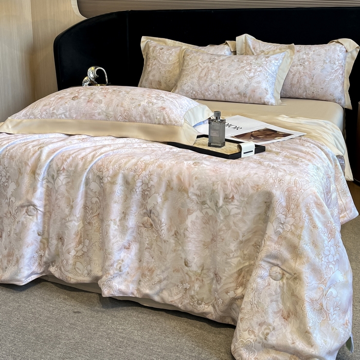 91家纺网 家纺一手货源 找家纺 2025春夏新款简奢款嵌绳莱赛尔数码印花夏被四件套单夏被床笠床单款 春旭恋曲