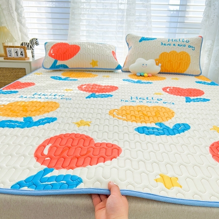 91家纺网 家纺一手货源 找家纺 （总）世纪绒品 2026新款凉感丝印花款乳胶凉席