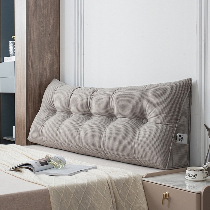 91家纺网 家纺一手货源 找家纺 （总）美达人 2025新款玉米绒三角床头靠垫沙发靠背大靠枕