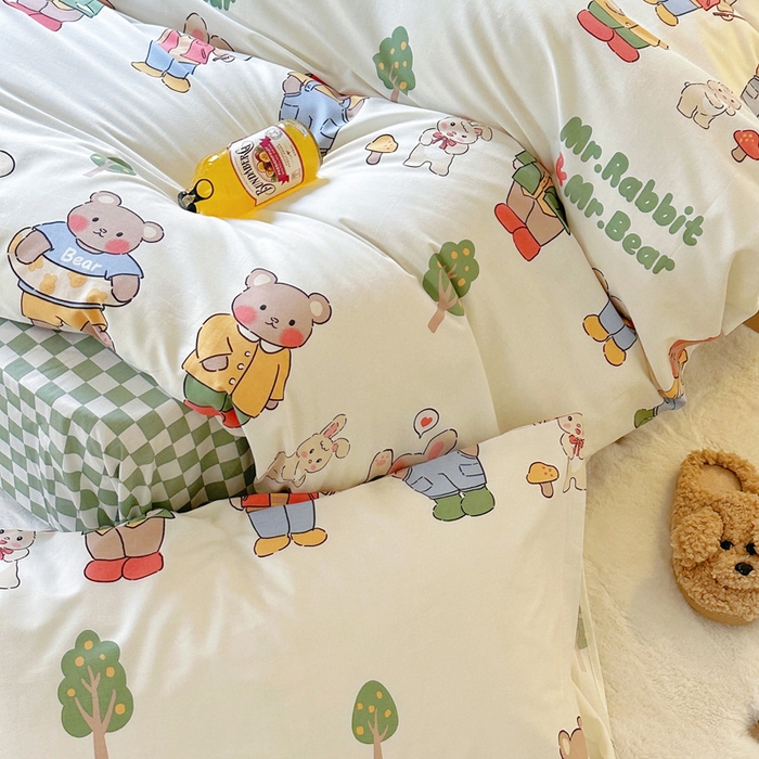 91家纺网 家纺一手货源 找家纺 2025春夏新款全棉小清新卡通碎花学生季三件套四件套 童心