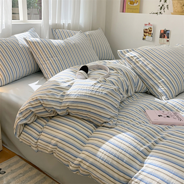 91家纺网 家纺一手货源 找家纺 盛秋家纺 2025新款亲肤格子水洗棉条纹格子四件套【简约风】蓝苏条+天空蓝