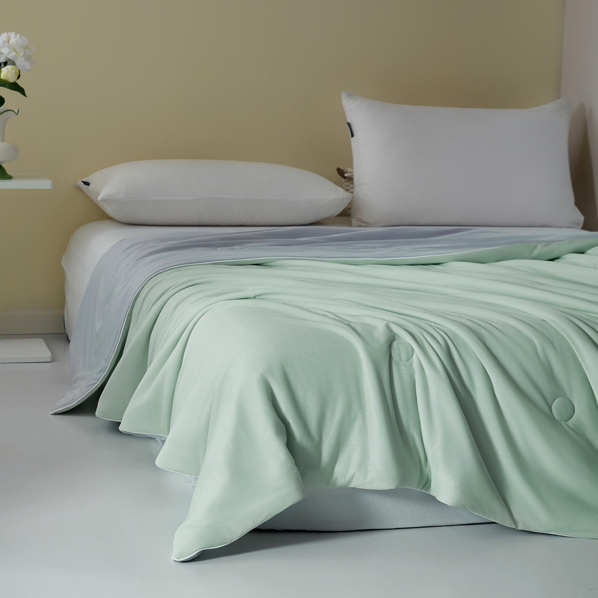 91家纺网 家纺一手货源 找家纺 梦恬佳 2025新款A类凉感丝夏凉被 水绿色