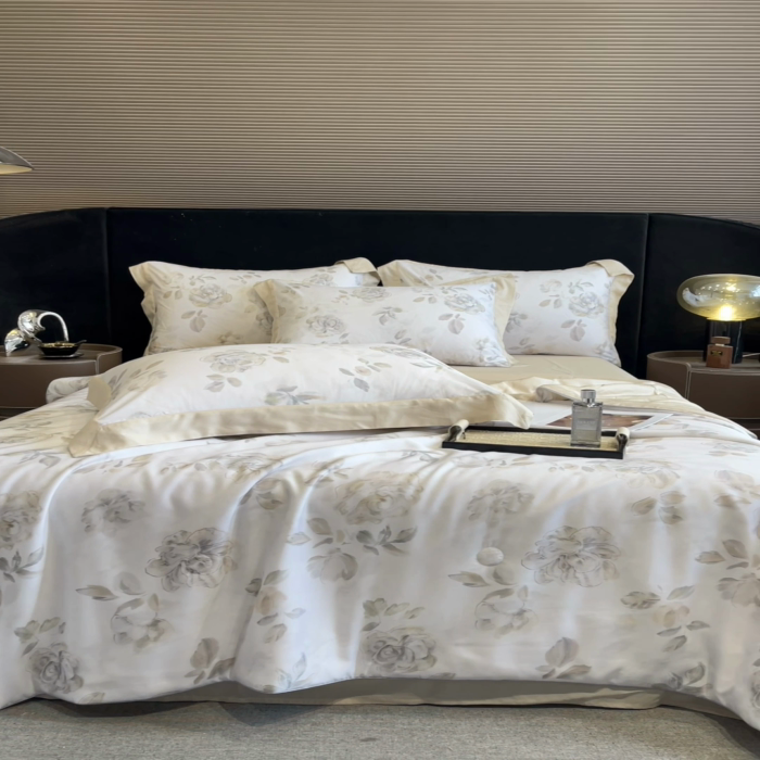 91家纺网 家纺一手货源 找家纺 2025春夏新款简奢款嵌绳莱赛尔数码印花夏被四件套单夏被床笠床单款 蔓艺