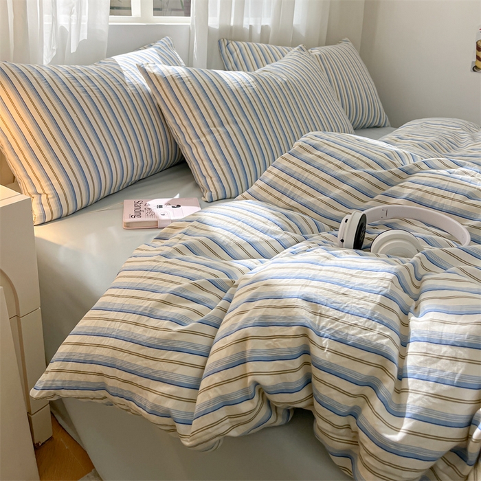 91家纺网 家纺一手货源 找家纺 盛秋家纺 2025新款亲肤格子水洗棉条纹格子四件套【简约风】蓝苏条+天空蓝