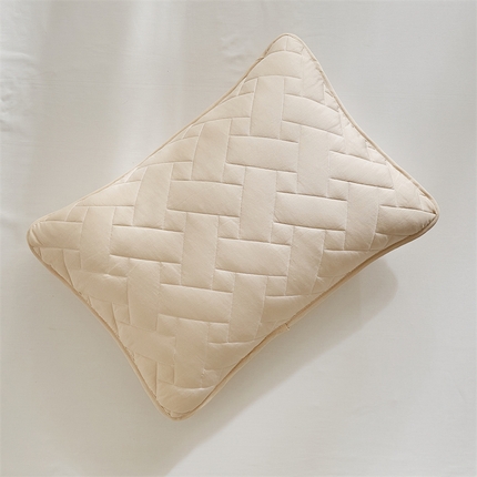 91家纺网 家纺一手货源 找家纺 温宁家纺 2025新款枕套 长方格米色