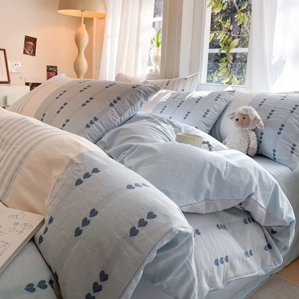 91家纺网 家纺一手货源 找家纺 莱茵家居 2025春夏新款A类色织华夫格提花全棉四件套 画心-天空蓝