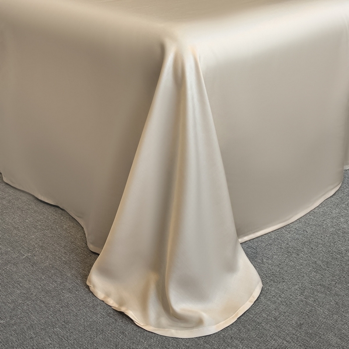 91家纺网 家纺一手货源 找家纺 2025春夏新款简奢款嵌绳莱赛尔数码印花夏被四件套单夏被床笠床单款 春晓雨梦