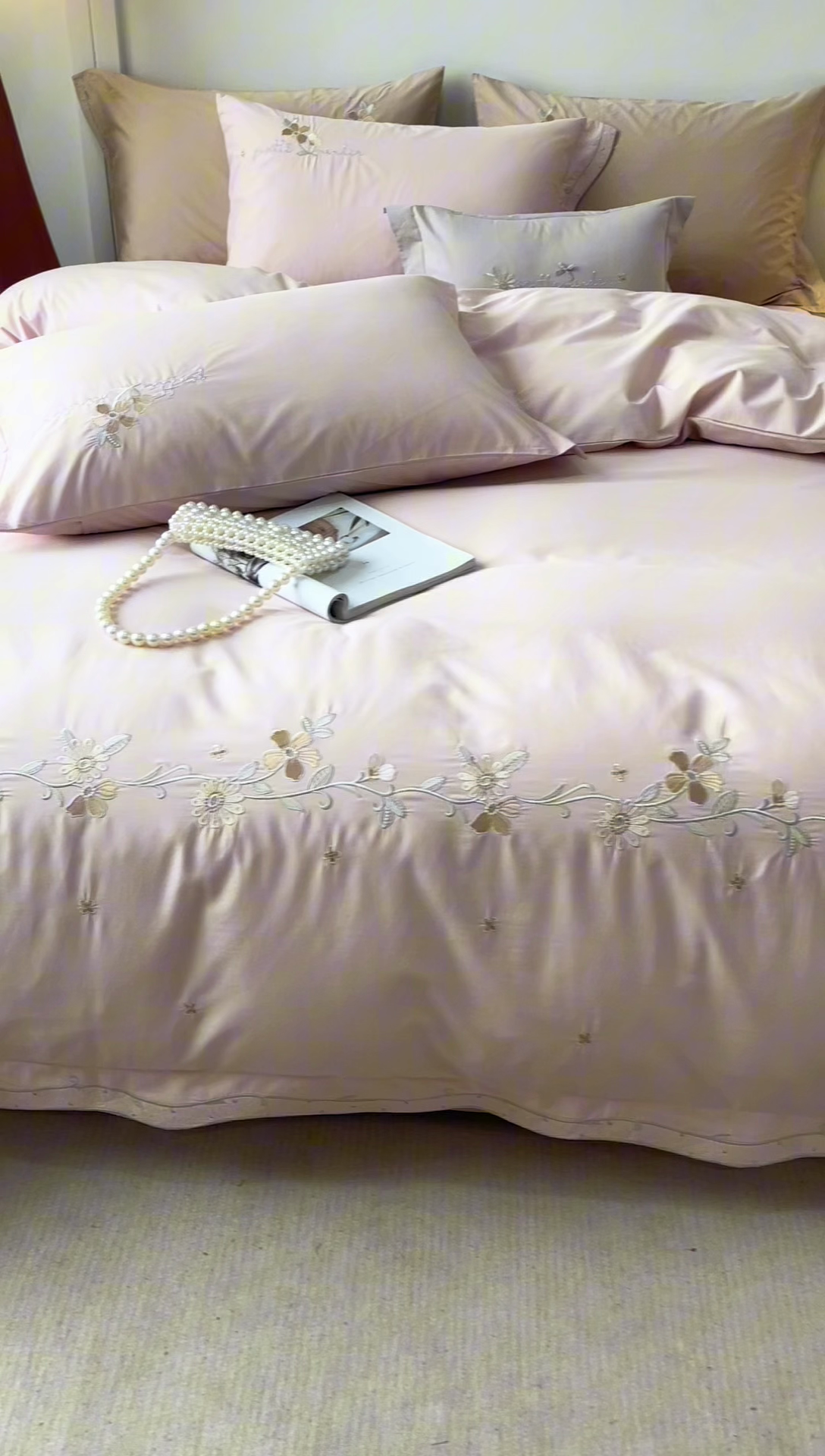 91家纺网 家纺一手货源 找家纺 （总）艾莱家纺 2025新款A类水洗棉加厚绣花四件套-栀夏