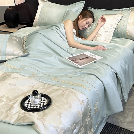 91家纺网 家纺一手货源 找家纺 （总）宇航家纺 2025新款水洗真丝浮雕提花绣花夏被四件套