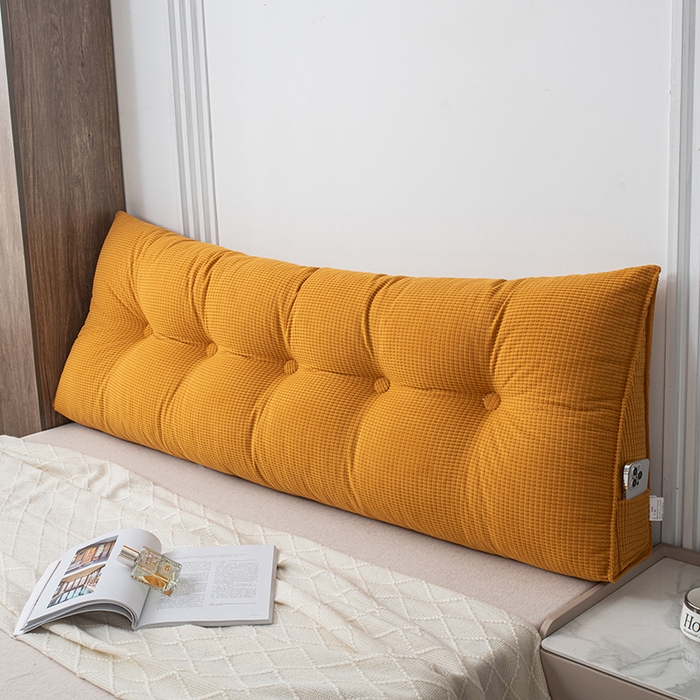 91家纺网 家纺一手货源 找家纺 美达人 2025新款玉米绒三角靠垫 奶酪橙-玉米绒
