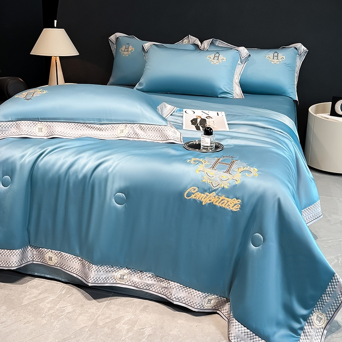 91家纺网 家纺一手货源 找家纺 露梦家纺2025新款A类水洗真丝夏被-格调 格调-冰蓝