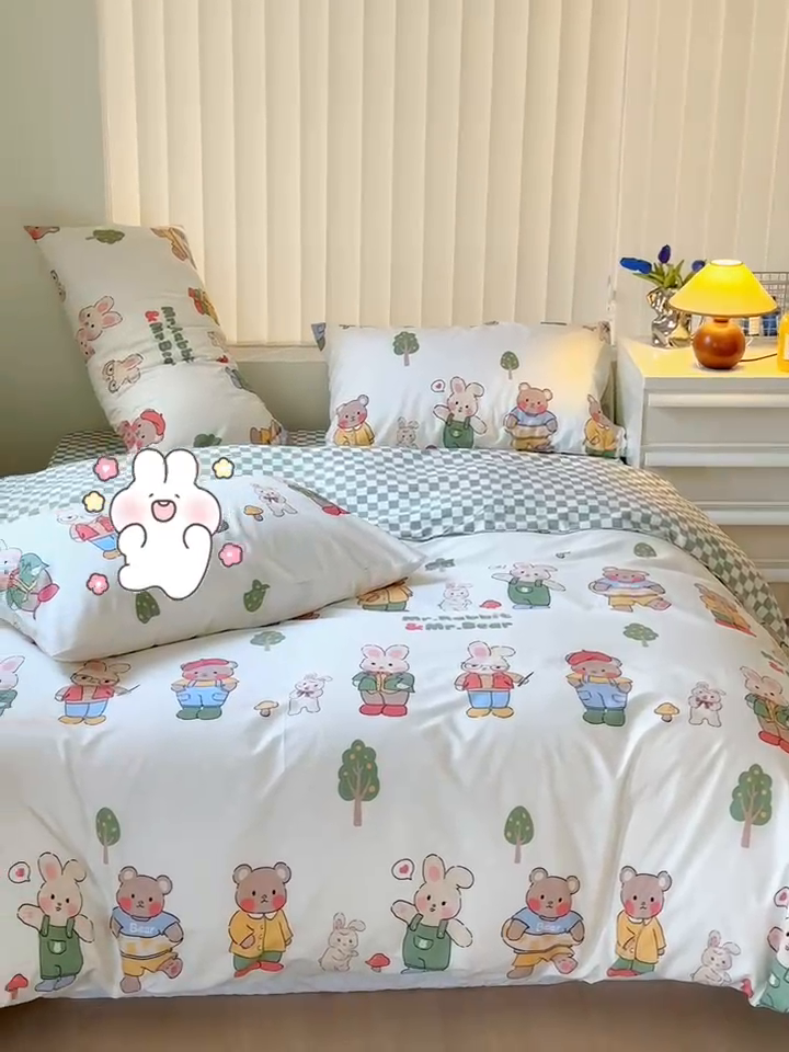 91家纺网 家纺一手货源 找家纺 2025春夏新款全棉小清新卡通碎花学生季三件套四件套 童心