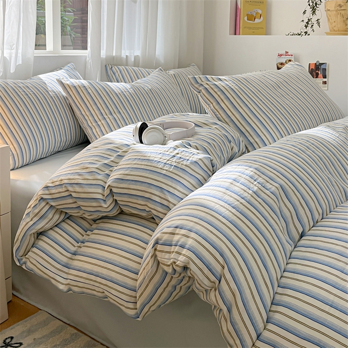 91家纺网 家纺一手货源 找家纺 盛秋家纺 2025新款亲肤格子水洗棉条纹格子四件套【简约风】蓝苏条+天空蓝