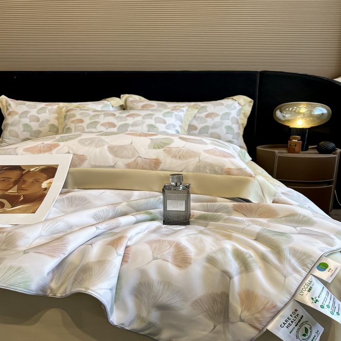 91家纺网 家纺一手货源 找家纺 2025春夏新款简奢款嵌绳莱赛尔数码印花夏被四件套单夏被床笠床单款 林间蜜杏