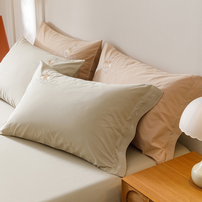 91家纺网 家纺一手货源 找家纺 艾莱家纺 2025新款A类水洗棉加厚绣花四件套-栀夏 栀夏-暮光绿