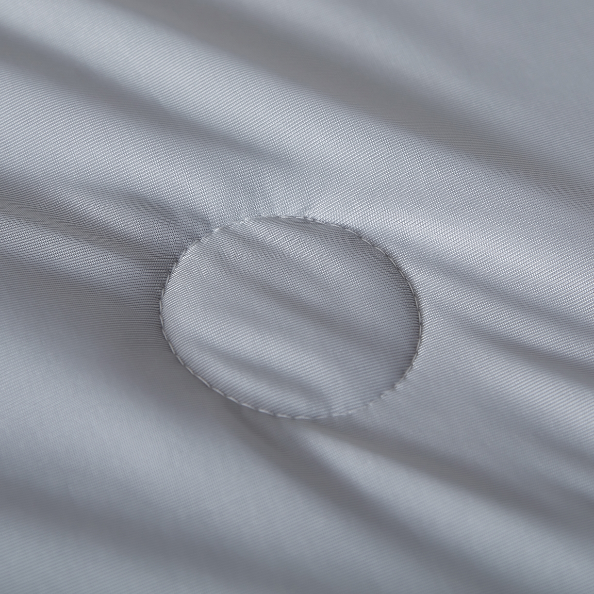 91家纺网 家纺一手货源 找家纺 梦恬佳 2025新款A类凉感丝夏凉被 绅士灰