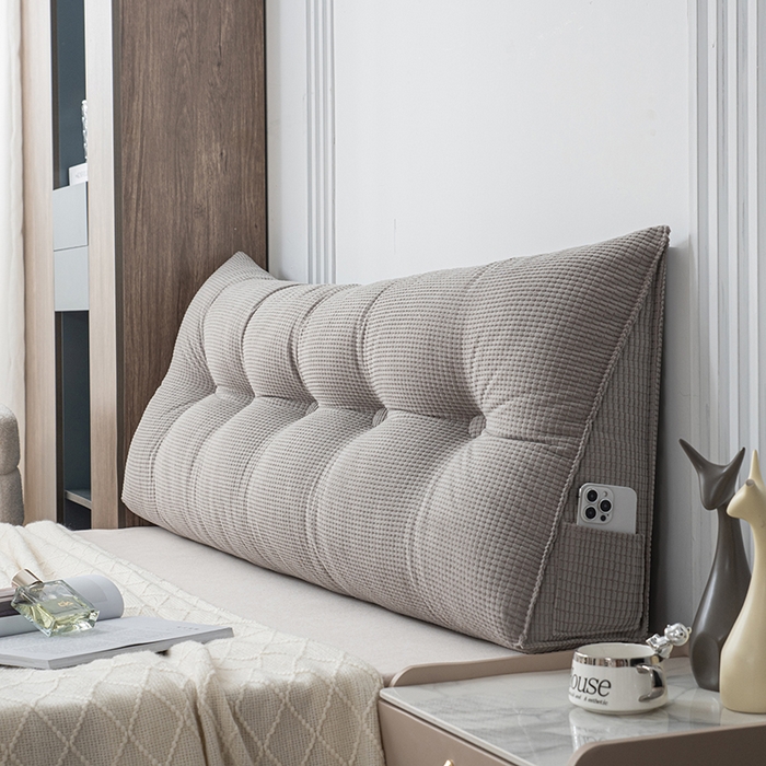 91家纺网 家纺一手货源 找家纺 美达人 2025新款玉米绒三角靠垫 银霜灰-玉米绒