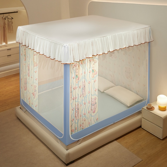 91家纺网 家纺一手货源 找家纺 卓尔居2025新款成人坐床帘系列-曲奇小熊烤漆支架 粉色熊