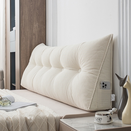 91家纺网 家纺一手货源 找家纺 美达人 2025新款玉米绒三角靠垫 奶酪橙-玉米绒