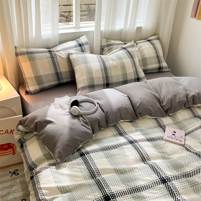 91家纺网 家纺一手货源 找家纺 盛秋家纺 2025新款亲肤格子水洗棉条纹格子四件套【简约风】格瑞斯+中灰