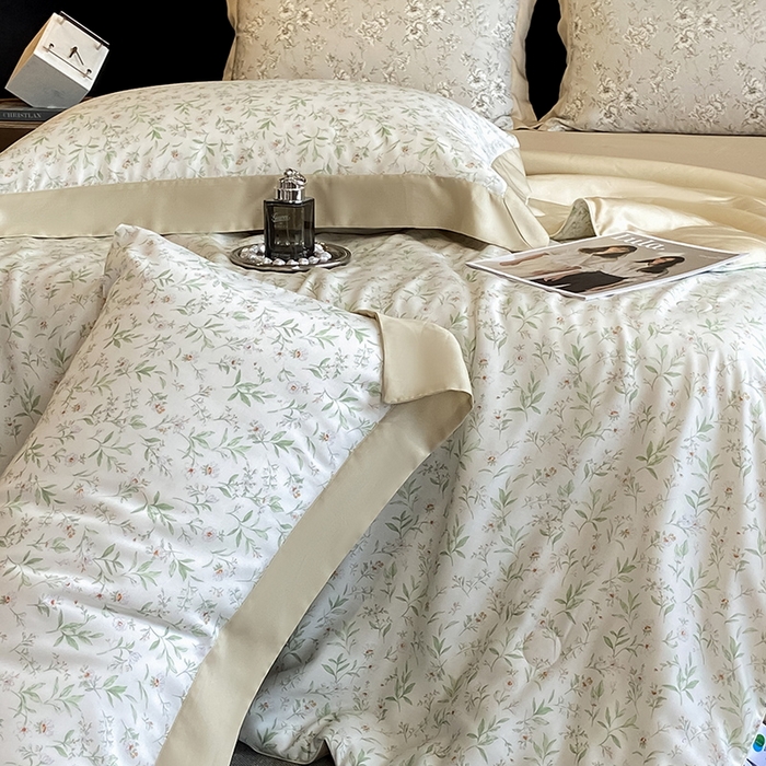 91家纺网 家纺一手货源 找家纺 2025春夏新款简奢款嵌绳莱赛尔数码印花夏被四件套单夏被床笠床单款 漫语佳人 米